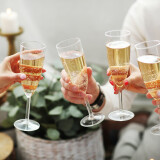 Kultura szampana – tradycje i zwyczaje związane z piciem szampana Moët